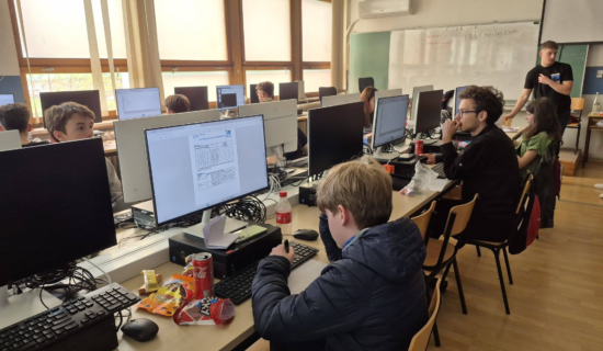 ПРВ ПАТ НАШ УЧЕНИК НА МАКЕДОНСКАТА ИНФОРМАТИЧКА ОЛИМПИЈАДА (МИО 2026) И НА МЕЃУНАРОДНИОТ НАТПРЕВАР ЗА ПРОГРАМИРАЊЕ IATI (XVII International Advanced Tournament in Informatics)